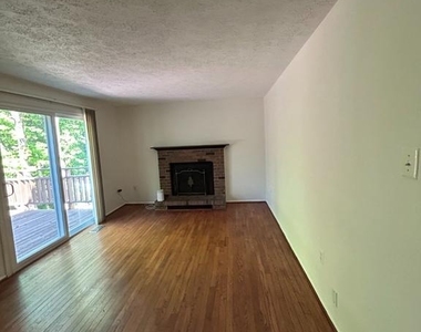 16542 Sioux Lane - Photo Thumbnail 10