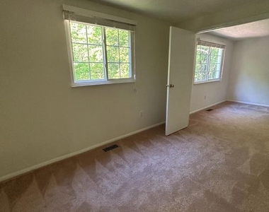 16542 Sioux Lane - Photo Thumbnail 20