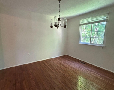 16542 Sioux Lane - Photo Thumbnail 11