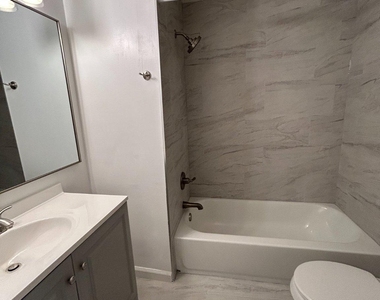 16542 Sioux Lane - Photo Thumbnail 21