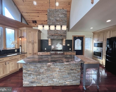 12889 Eagles View Road - Photo Thumbnail 18