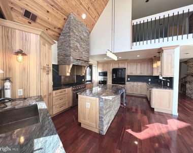 12889 Eagles View Road - Photo Thumbnail 16