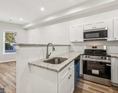 750 Reservoir Street - Photo Thumbnail 12