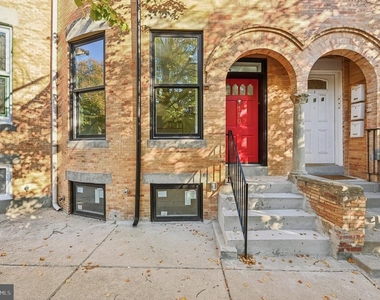 750 Reservoir Street - Photo Thumbnail 4