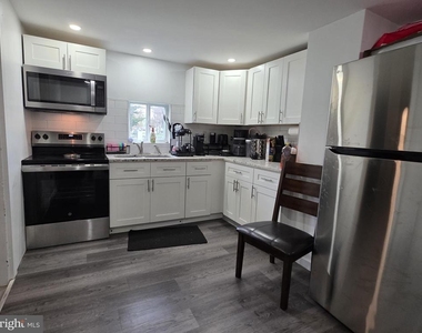 46 Lincoln Street - Photo Thumbnail 5