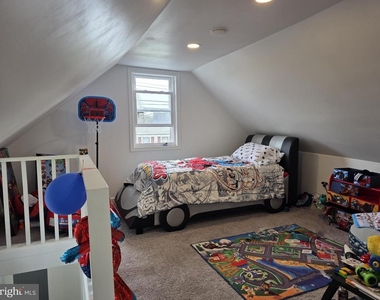 46 Lincoln Street - Photo Thumbnail 12