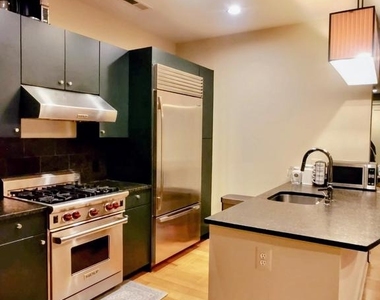 2516 Q Street Nw - Photo Thumbnail 2