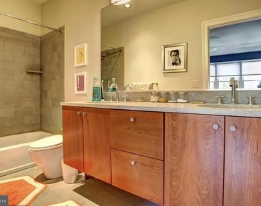 2516 Q Street Nw - Photo Thumbnail 4