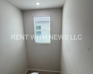 539 White Birch Lane - Photo Thumbnail 9