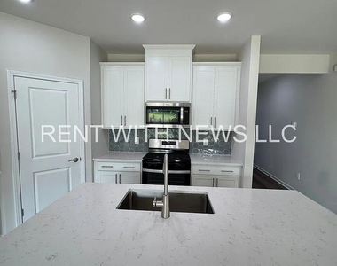 539 White Birch Lane - Photo Thumbnail 4