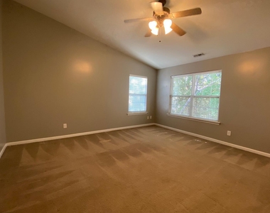 2810 Barrymore Street - Photo Thumbnail 20