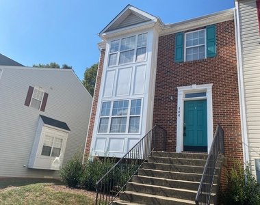 2810 Barrymore Street - Photo Thumbnail 1