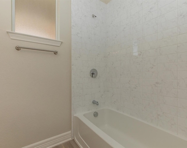 1201 W Whitestone Blvd - Photo Thumbnail 13