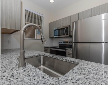 1201 W Whitestone Blvd - Photo Thumbnail 2
