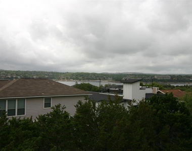 332 Southwind Rd - Photo Thumbnail 3
