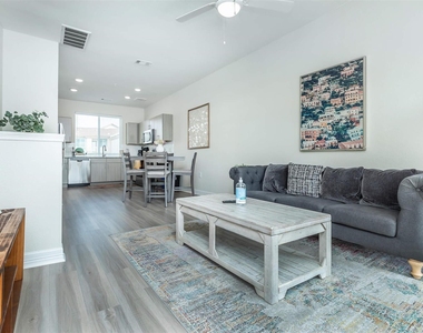 1201 W Whitestone Blvd - Photo Thumbnail 5