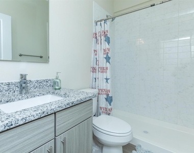 1201 W Whitestone Blvd - Photo Thumbnail 11