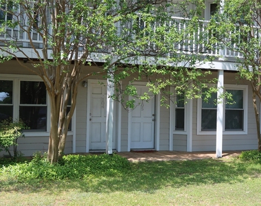 3400 Speedway St - Photo Thumbnail 2