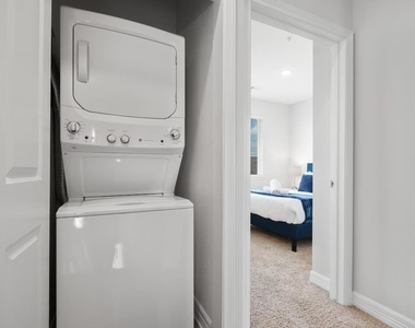 1201 W Whitestone Blvd - Photo Thumbnail 17