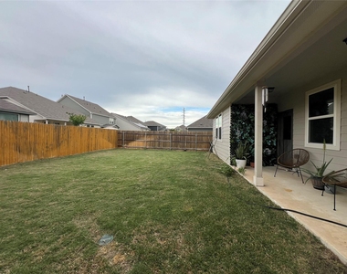 107 Hornbill Dr - Photo Thumbnail 11