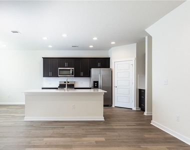 1848 Bonham Ln - Photo Thumbnail 4