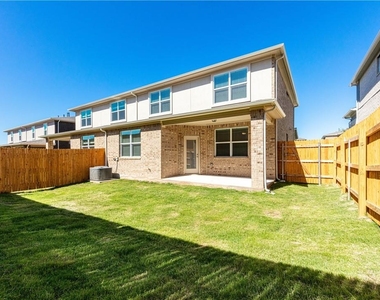 1848 Bonham Ln - Photo Thumbnail 25