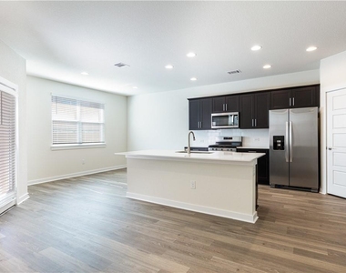 1848 Bonham Ln - Photo Thumbnail 5