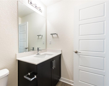 1848 Bonham Ln - Photo Thumbnail 22
