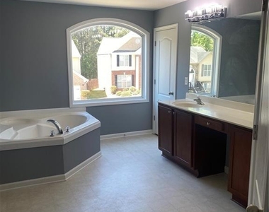 2007 Peach Shoals Circle - Photo Thumbnail 11