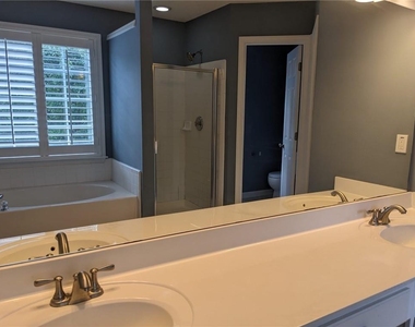 13236 Marrywood Court - Photo Thumbnail 11