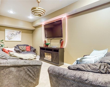 3595 Chastain - Photo Thumbnail 12