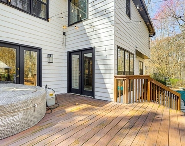 3595 Chastain - Photo Thumbnail 2