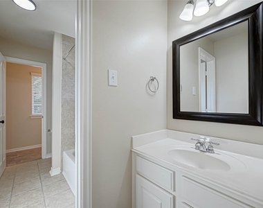 4603 Camden Brook Lane - Photo Thumbnail 30