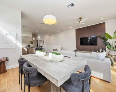 5310 Suez Street - Photo Thumbnail 3