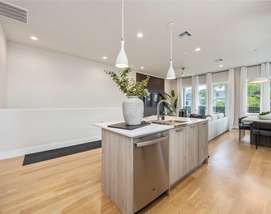 5310 Suez Street - Photo Thumbnail 11