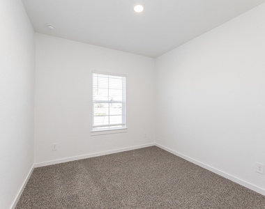 31719 Kellan Grove Court - Photo Thumbnail 18