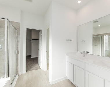 31719 Kellan Grove Court - Photo Thumbnail 14