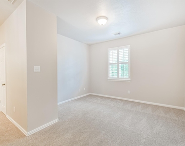 6 Cordella Place - Photo Thumbnail 27