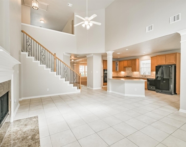 6 Cordella Place - Photo Thumbnail 8