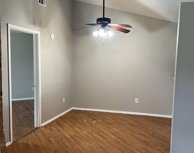 6507 Bridgegate Drive - Photo Thumbnail 15