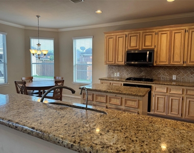 2311 Echo Harbor Drive - Photo Thumbnail 8