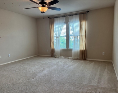 2311 Echo Harbor Drive - Photo Thumbnail 14