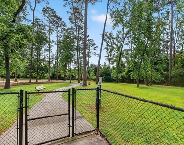 31722 Royal Woods Court - Photo Thumbnail 41