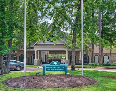 31722 Royal Woods Court - Photo Thumbnail 27