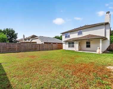 31722 Royal Woods Court - Photo Thumbnail 24