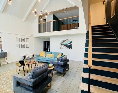 18014 Vintage Wood Lane - Photo Thumbnail 7
