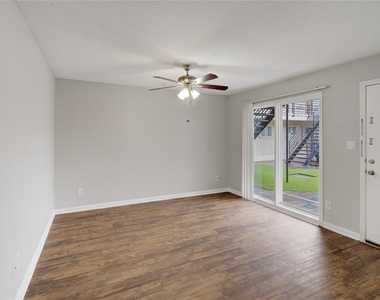 5701 Schumacher Lane - Photo Thumbnail 10