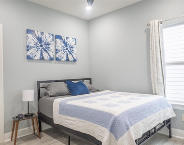2214 Des Chaumes Street - Photo Thumbnail 7