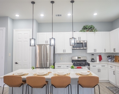 2214 Des Chaumes Street - Photo Thumbnail 2