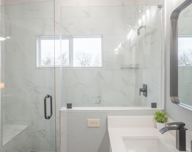2214 Des Chaumes Street - Photo Thumbnail 9